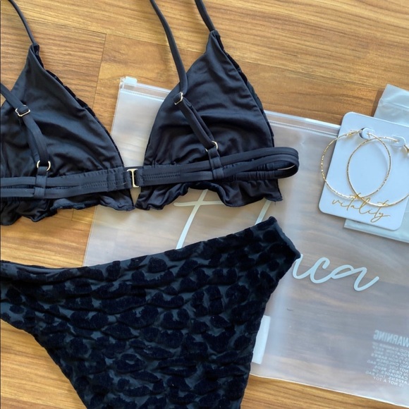 ❗️SOLD❗️Toluca Swim Bikini Set - Picture 6 of 12